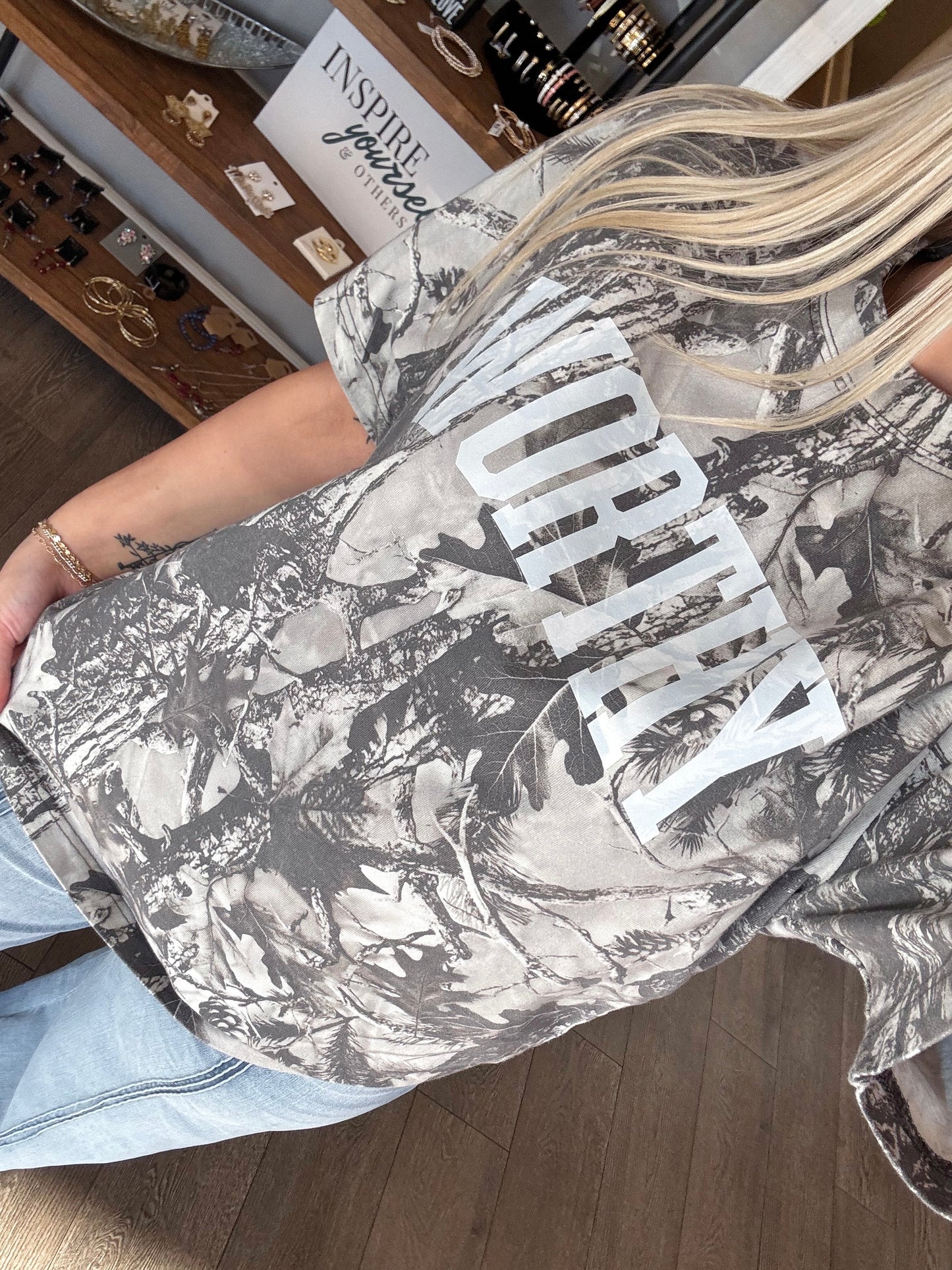 WORTHY Camo Tee