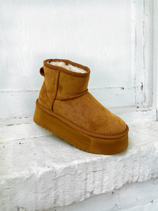 Beach By Matisse Keystone Platform Winter Boots