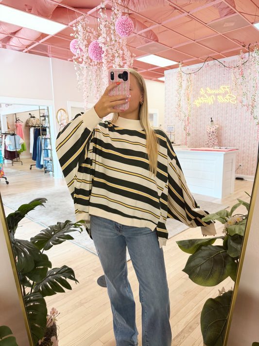 The Isia Crewneck