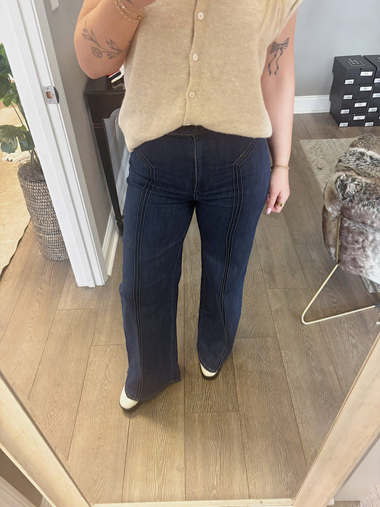 The Chelsie Jeans